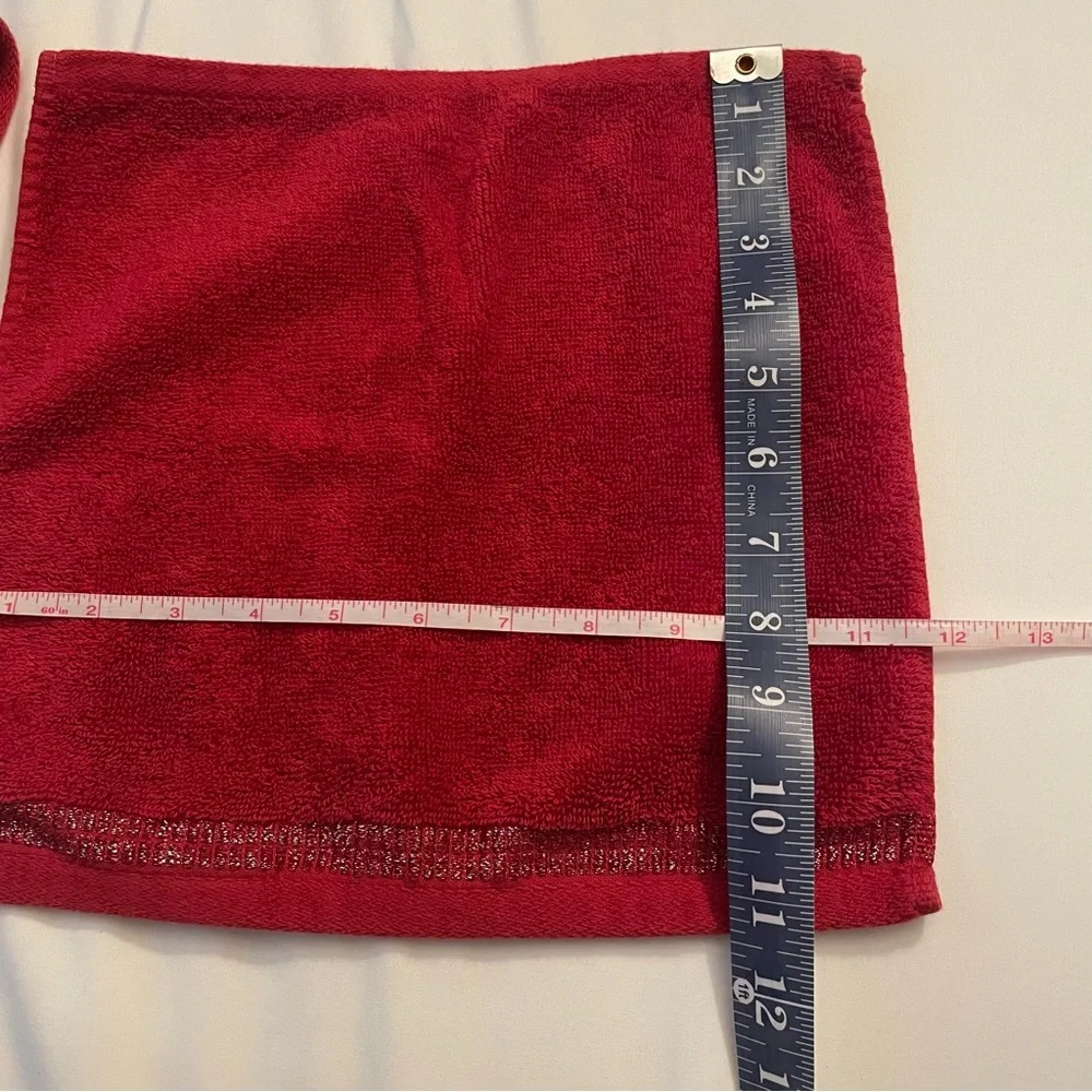 CARO Red Towels with Gold Trim 2 Bath 2 Hand and 2 Wash Towels 6 Pieces - Picture 4 of 7